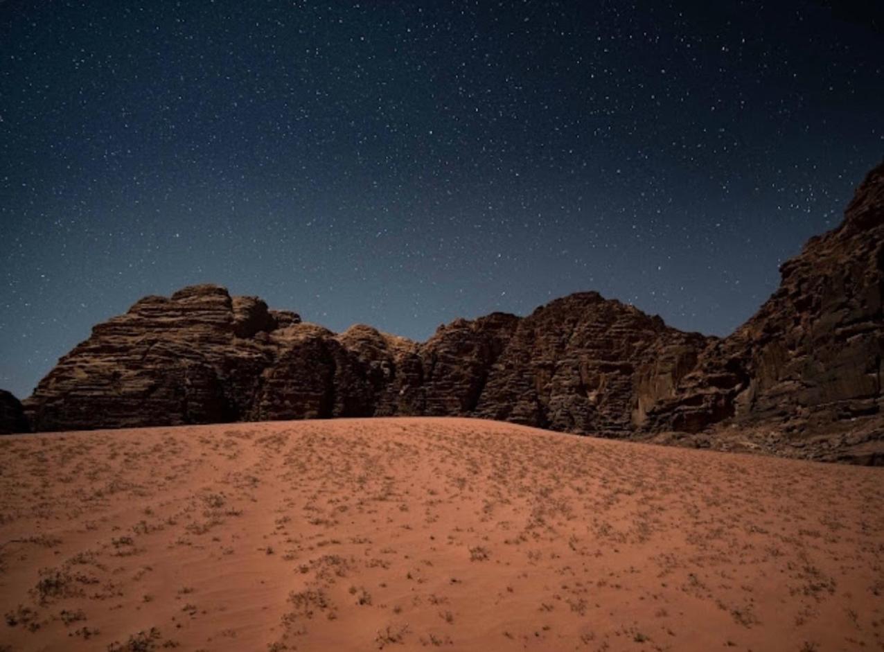 Hotel Bedouin Bunch Camp à Wadi Rum Extérieur photo