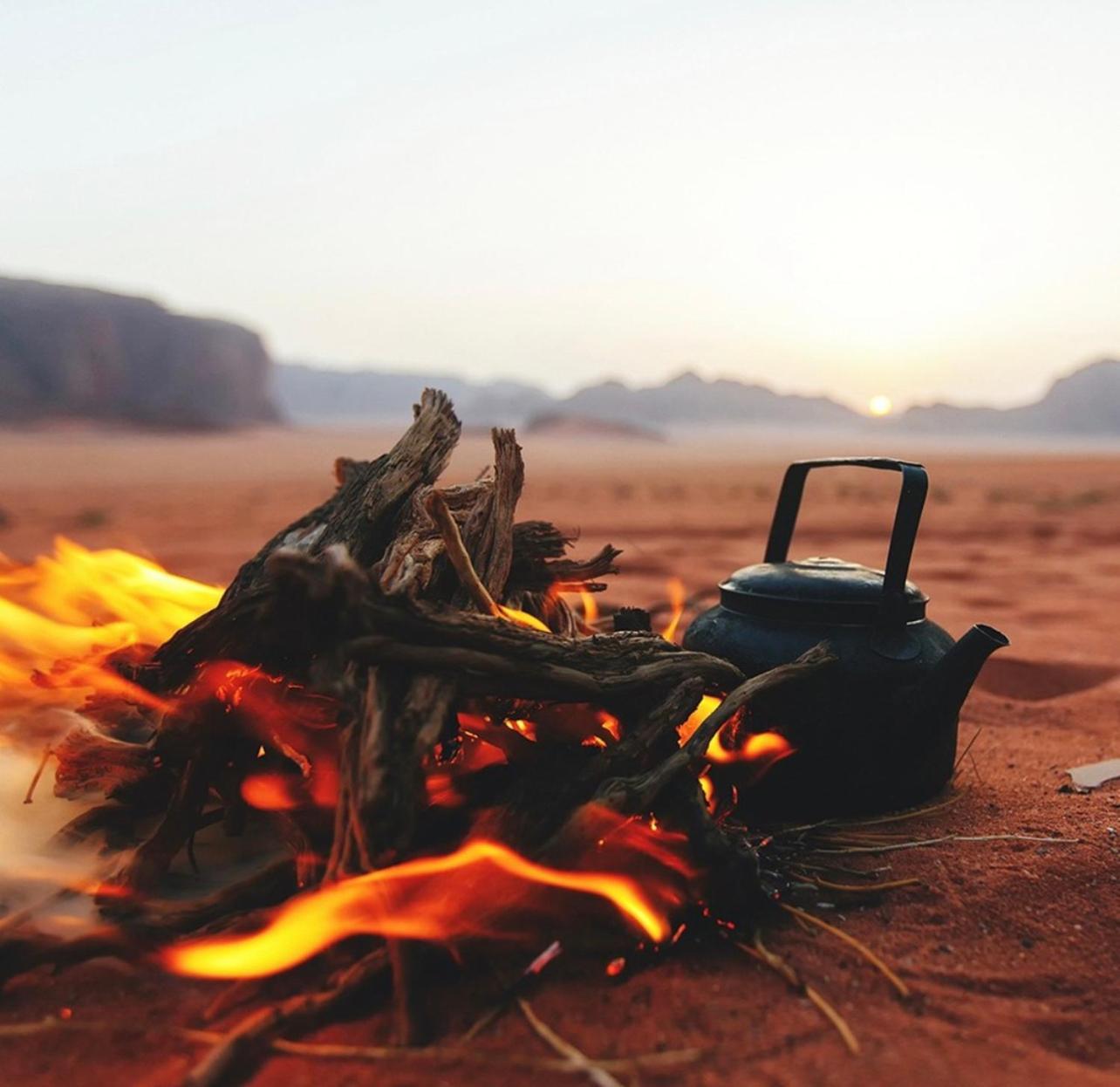 Hotel Bedouin Bunch Camp à Wadi Rum Extérieur photo